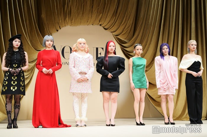 HANA、個性際立つ華やか衣装で登場「HANAだったからこそ」壁乗り越えた