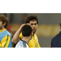 カカ、メッシを“鈍足”に変えた伝説の「光速ドリブル」がこれ