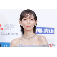 「ラヴィット！」吉岡里帆、人気芸人の肩に“密着” 生寸劇に絶賛の声相次ぐ「悶絶級の可愛さ」「羨ましい」