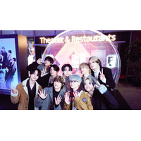 &TEAM、人気急上昇の裏にファンとの密なコミュニケーション 約3万通のDM・音楽番組での“手のひらメッセージ”…愛の強さが記録に繋がる