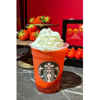 スタバ新作「THE 苺 フラペチーノ」おすすめカスタマイズを聞いてきた