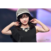 久住小春、水着姿で美ボディ披露 マレーシア満喫ショットに「透明感すごい」「スタイル抜群」の声
