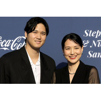 大谷翔平選手、母の日記念の家族ショット公開に反響 長女のベビー服にも注目集まる「もしかして…」