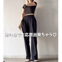 全身【ユニクロ】上下で4,490円なのにこの完成度！ブラック×とろみ素材が叶える大人の都会モノトーン【40代の毎日コーデ】