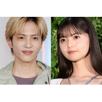 志尊淳＆齋藤飛鳥、制服姿披露「恋は闇」オフショットに絶賛の声「違和感ない」「若返ってる」