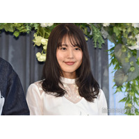 有村架純、黒ミニワンピから美脚スラリ「大人っぽくて素敵」「ドキッとした」と反響