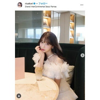 人気YouTuber・Rちゃん、美バストのぞく大胆ドレス姿公開「セクシー」「おしゃれで素敵」と反響