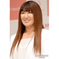 北斗晶、夫・佐々木健介＆孫の2ショット公開「優しい笑顔」「幸せ溢れてる」と反響
