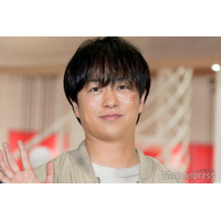 櫻井翔、武装集団演じる俳優との会話明かす「お面の方々もすごくセンシティブ」【放送局占拠】