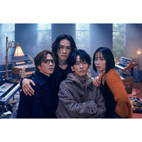 「グラスハート」佐藤健ら劇中バンド“TENBLANK”が現実世界でデビュー スペシャルLIVEも開催