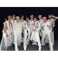 JO1、SEVENTEEN「毒：Fear」カバーで視線釘付け 2年ぶりLAパフォーマンス【KCON LA 2025】