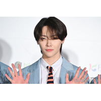 &TEAM・NICHOLAS、広々実家を公開 メンバー全員集合で豪華手料理を堪能「9人が収まる食卓すごい」「豪邸」の声