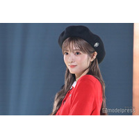 櫻坂46田村保乃、ベレー帽がアクセント“秋っぽ”ガーリーコーデで登場【TGC2025A/W】