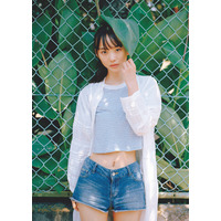 “仮面ライダーヒロイン”松本麗世、美ウエストのぞく抜群スタイル披露