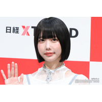 あの、膝上丈から美脚スラリ「ファンの女の子にもらった古着のワンピース」