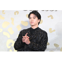 木戸大聖、ブラックセットアップでクールな雰囲気 高額ジュエリーアピール【「カルティエ銀座4丁目ブティック」オープニングイベント】
