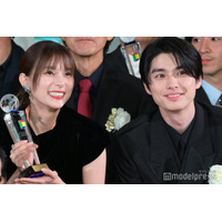 本田響矢、芳根京子からの「問題ありますか?」質問に照れ回答「めおと日和」が作品賞受賞【東京ドラマアウォード2025】