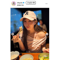 元AKB48河西智美、3歳娘と水族館へ ショーパンコーデ披露「可愛いママ」「理想のスタイル」