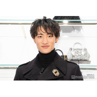 Snow Man岩本照、ドルチェ＆ガッバーナアンバサダー就任後初イベント 総額150万円超えアイテム着用で登場