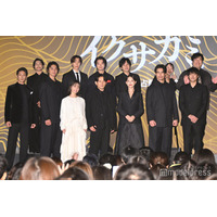 岡田准一・清原果耶・二宮和也ら「イクサガミ」豪華キャストが浅草寺に集結