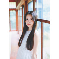 櫻坂46四期生・浅井恋乃未、ノースリーブ姿で透明感放つ「週プレ」登場