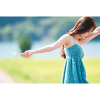 宮本茉由、“最初で最後”メモリアル写真集決定 ランジェリー＆温泉カットにも初挑戦【コメント】