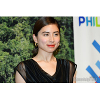 ラブリ、36歳誕生日に第2子妊娠発表 ふっくらお腹も披露「5ヶ月の安定期に入りました」