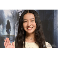 Koki,、美脚際立つ黒ドレス＆ゴールドワンピ姿披露「全身バランス神」「圧倒的オーラ」と反響