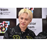 コムドットひゅうが、タンクトップから覗かせる肉体に反響「セクシー」「かっこよすぎる」