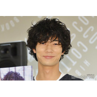 脳出血で療養中の清原翔「メンノン」登場 “旧友”モデルとの3ショットに反響「ずっと大好き」「きよたんの笑顔輝いてる」