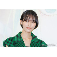 南沙良、美スタイル際立つノースリドレス姿「ゴージャス」「気品のある色気」と反響