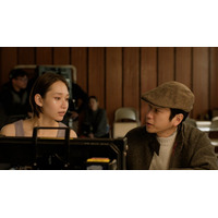 二宮和也＆白本彩奈、CM初共演で“カントクと選手”に ハードル挑戦し抜群の運動神経発揮