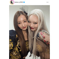 板野友美、ちゃんみなと紅白の舞台裏でパシャリ「実は前住んでたお家がご近所さんで」