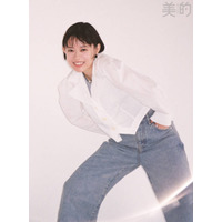 杉咲花、キュートな笑顔＆ハッピーオーラ全開のお茶目SHOT披露！“表現者”としての胸中にも迫る