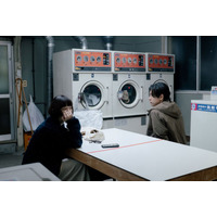 【冬のなんかさ、春のなんかね 第1話】⽂菜（杉咲花）、コインランドリーでゆきお（成田凌）と出会う