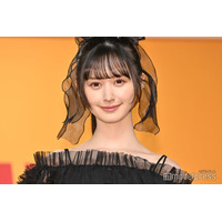 元NMB48山本望叶、ミニ丈ニット×スウェットパンツで美ウエスト際立つ「ドキッとした」「すでに写真集」と反響