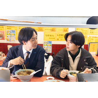 トラジャ中村海人、松下奈緒と「カウコン」の話で盛り上がる 尊敬する人はメンバー「様々な状況の中でいろいろなことが二転三転するときもありました」【「夫に間違いありません」インタビュー後編】