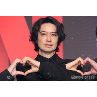 斎藤工、はるな愛役抜擢の“18歳新人”を絶賛 本人との視聴秘話も「涙をされて抱き合っていた」