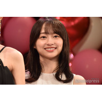影山優佳、肩出しミニトップスで大人の雰囲気「ギャップにやられた」「ウエストも綺麗」の声