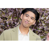 賀来賢人「いい句でびっくりしました」年下女優の“声”称賛