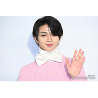 岩瀬洋志、ビックリボン際立つ大胆なネックバンドコーデ披露「特別な日につけるのがおすすめ」【ディオール バンブーパビリオン】