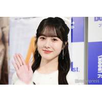 本田紗来、フリルミニスカ×網タイツ衣装で美脚チラリ「かっこよさと可愛さが同居」「スタイル抜群」姉・本田真凜も反応