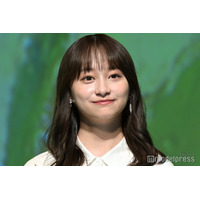 影山優佳、ミニスカゴルフウェアで美脚披露「可愛すぎて驚いた」「上品な雰囲気に圧倒」の声