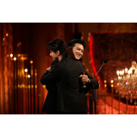 吉沢亮「国宝」で最優秀主演男優賞 横浜流星からブロンズ受け取りハグ「彼がいなかったら僕自身も喜久雄になれなかった」【第49回日本アカデミー賞】