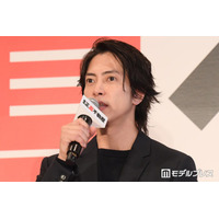 シソンヌ長谷川、山下智久のアドリブ量に驚き「芸人ぐらいやってくる」共演者同士の仲良し秘話も「学校みたい」【正直不動産】