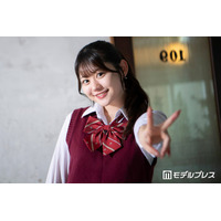 「今日好き」りんか、制服風ミニスカ衣装から脚線美輝く「シルエット美しい」「何でも着こなせて天才」