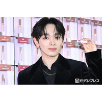 宮世琉弥、大人っぽ上品メイクで登場「実家に木を植えたい」挑戦したいことも宣言【YSL LOVENUDE HOTEL】