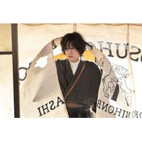 「風、薫る」Aぇ! group佐野晶哉が初登場でファン歓喜の声「一瞬なのに色気ダダ漏れ」「雰囲気すごい」【ネタバレあり】