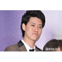 粗品、YouTube人気企画「1人賛否」終了発表 5月に複数“どえらい告知”予告も