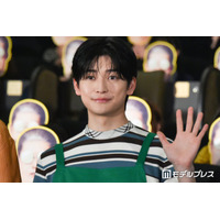 高橋文哉、ドキッとしたSnow Man目黒蓮の撮影終わりの男前行動とは「僕を抱きしめてくれて」距離縮めた裏話語る【SAKAMOTO DAYS】